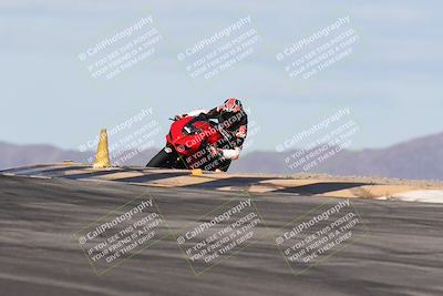 media/Nov-16-2025-Race Pace (Sun) [[8c5fa54630]]/Verified Riders/1-Turns 9 and 10 (925am)/